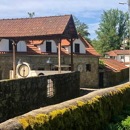 Casa de hóspedes Casa Dos Moinhos Do Chao Do Mosteiro São Pedro do Sul