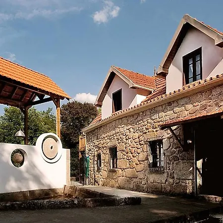 ゲストハウス Casa Dos Moinhos Do Chao Do Mosteiro São Pedro do Sul