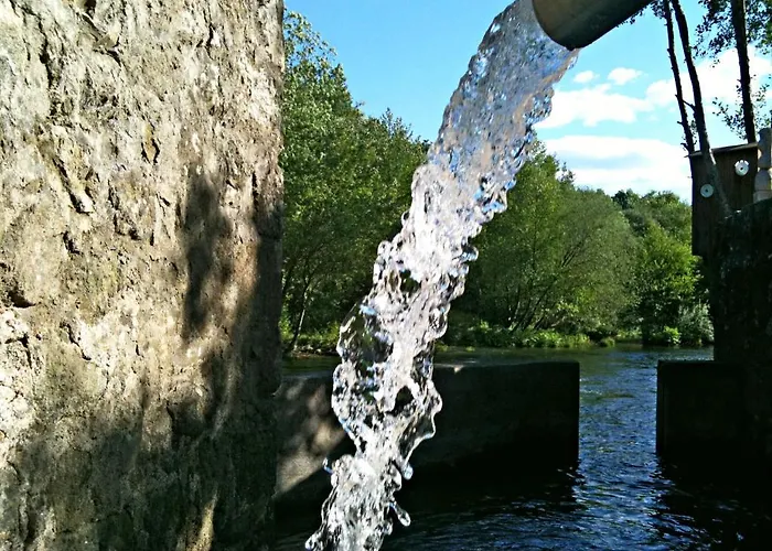 Casa Dos Moinhos Do Chao Do Mosteiro Konukevi 3*